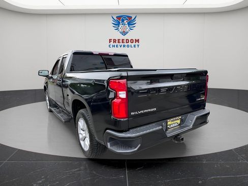 Used 2021 Chevrolet Silverado 1500 Custom AWD/4WD image 3