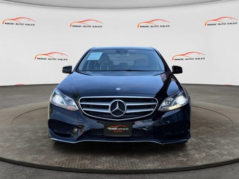 Used 2016 Mercedes-Benz E 350 4MATIC Sedan image 3