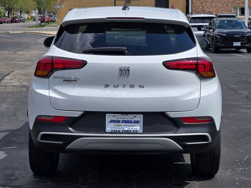 Certified 2025 Buick Encore GX Preferred FWD image 12