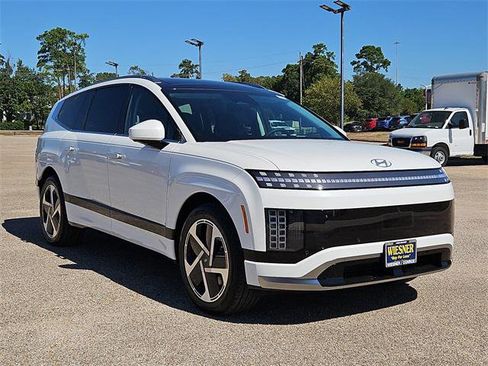 New 2026 Hyundai Ioniq 9 Calligraphy image 3