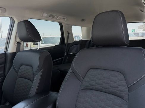 Used 2024 Nissan Pathfinder S FWD image 17