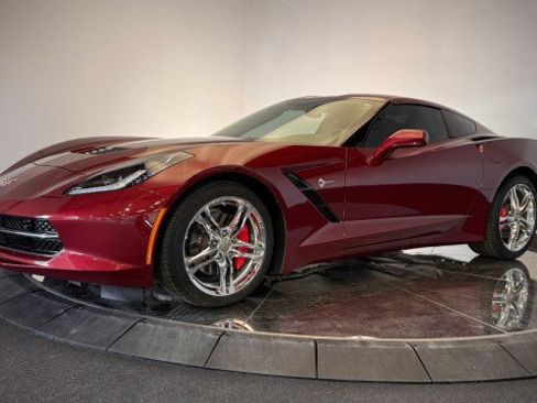 Used 2017 Chevrolet Corvette Stingray Coupe w/ 2LT Preferred Equipment Group RWD image 22