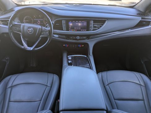 Used 2022 Buick Enclave Essence w/ Sport Touring Edition image 15