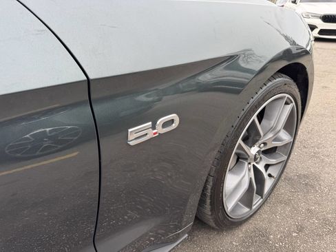 Used 2016 Ford Mustang GT Premium image 5