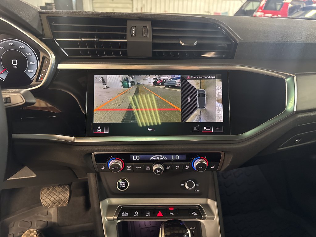 Certified 2025 Audi Q3 2.0T Premium Plus w/ Premium Plus Package AWD/4WD image 21