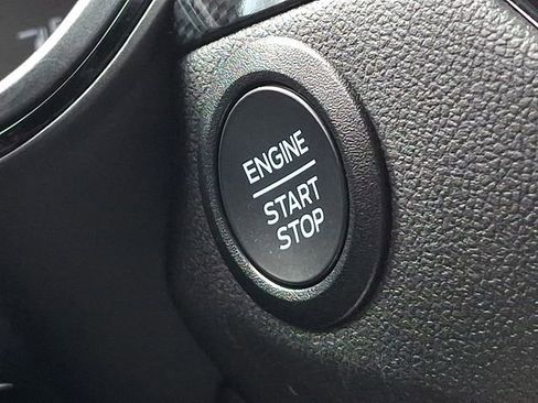 Used 2025 Ford Escape ST-Line AWD/4WD image 22
