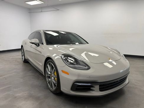 Used 2018 Porsche Panamera 4S AWD/4WD image 10