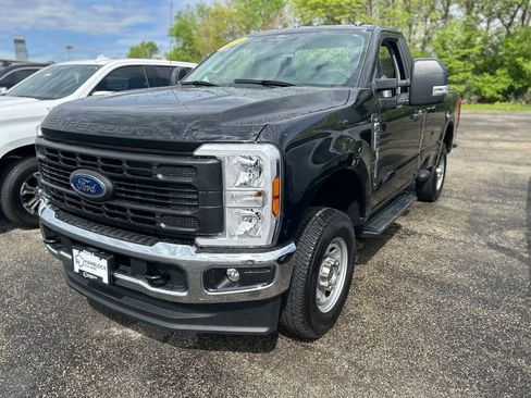 Used 2024 Ford F250 XL w/ FX4 Off-Road Package AWD/4WD image 3