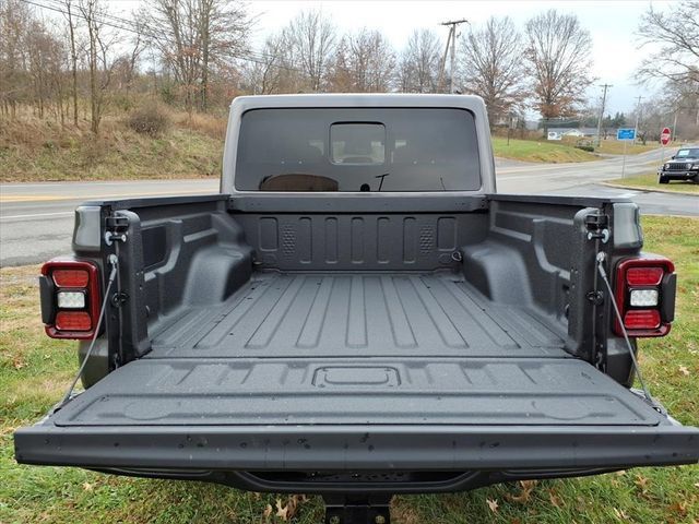 Used 2026 Jeep Gladiator Rubicon AWD/4WD image 6