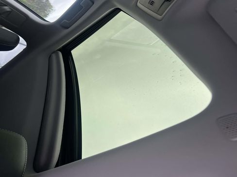 Used 2022 Lexus RX 350L Luxury w/ Accessory Package (Z1) image 32