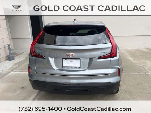Certified 2024 Cadillac XT4 Luxury w/ Cold Weather Package image 3