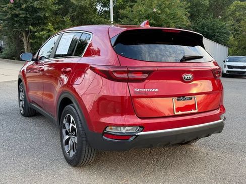Used 2022 Kia Sportage LX FWD image 3