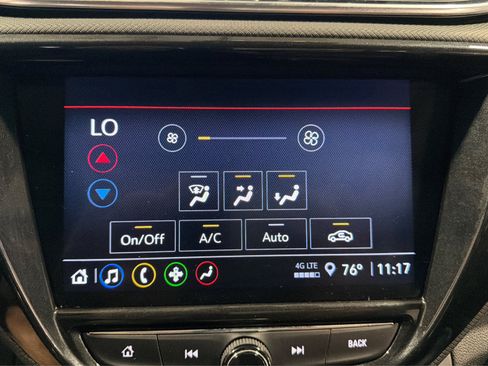 Used 2021 Chevrolet TrailBlazer LT w/ Convenience Package FWD image 29