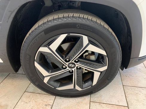 Used 2022 Hyundai Tucson Limited w/ Cargo Package AWD/4WD image 12