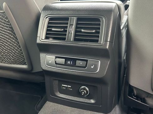 Used 2022 Audi SQ5 Prestige image 29