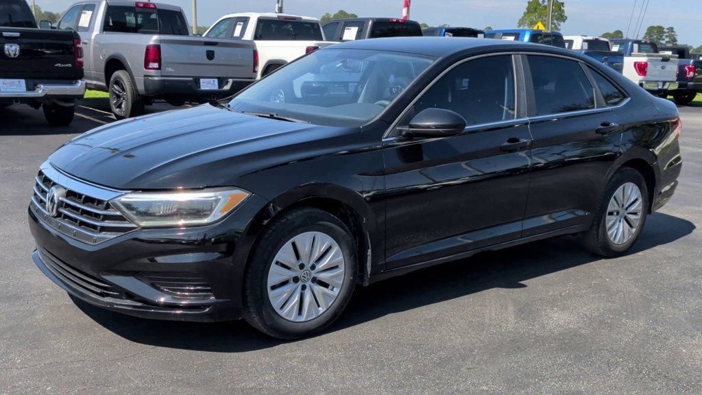 Used 2019 Volkswagen Jetta S FWD image 4
