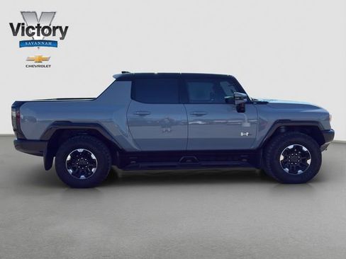 Used 2024 GMC Hummer EV 2X w/ Extreme Off-Road Package AWD/4WD image 8