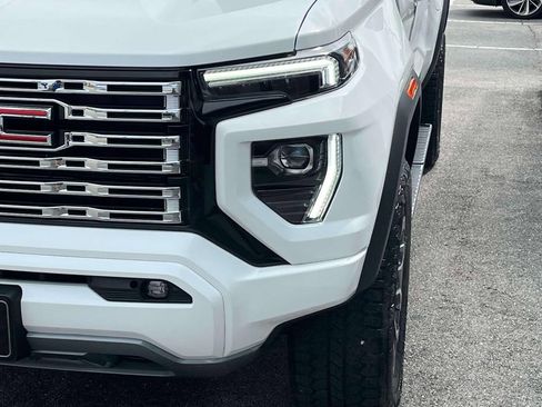 Certified 2023 GMC Canyon Denali AWD/4WD image 9