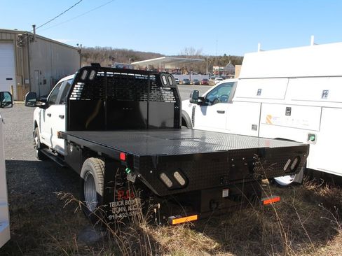 New 2024 Ford F350 XL w/ XL Chrome Package image 4