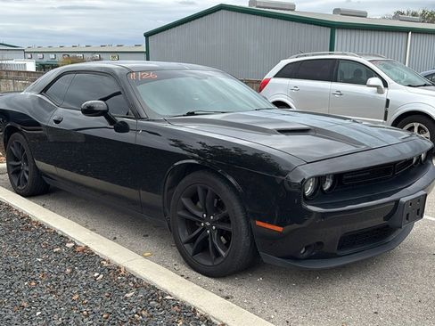 Used 2017 Dodge Challenger SXT w/ Blacktop Package image 3