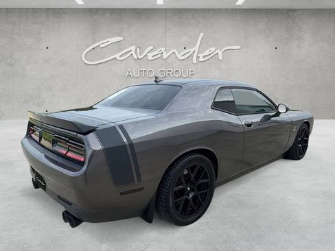 Used 2015 Dodge Challenger R/T Scat Pack RWD image 16