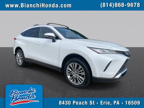 Used 2023 Toyota Venza Limited AWD/4WD image 1