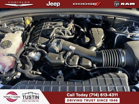 Used 2025 Jeep Grand Cherokee L Laredo w/ Luxury Tech Group I RWD image 28