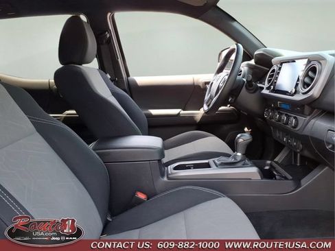 Used 2023 Toyota Tacoma TRD Off-Road AWD/4WD image 13