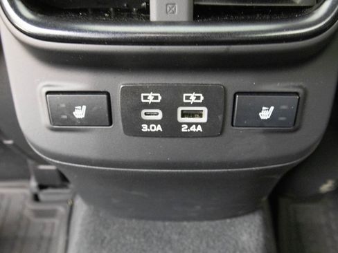 Used 2025 Subaru Outback Wilderness image 33