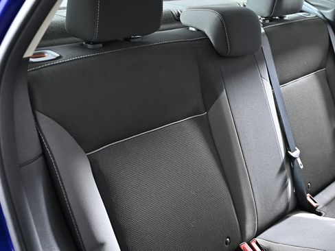 Used 2012 Ford Focus SE FWD image 21