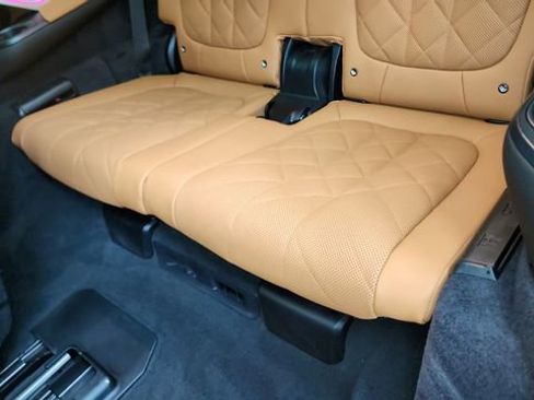 Used 2026 BMW X7 xDrive40i image 32