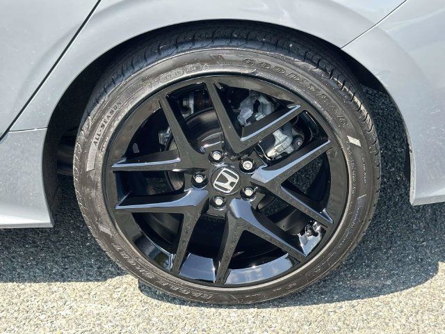 Used 2025 Honda Civic Sport image 10