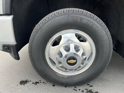 Used 2021 Chevrolet Silverado 3500 High Country image 13