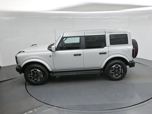 New 2026 Ford Bronco Outer Banks AWD/4WD image 42