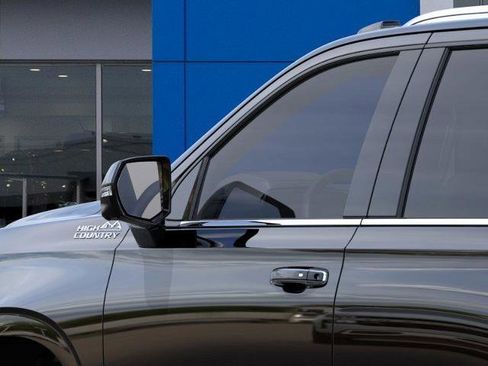 New 2026 Chevrolet Tahoe High Country image 36