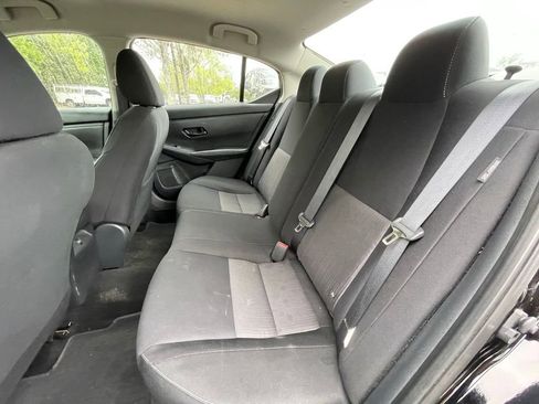 Used 2024 Nissan Sentra SV FWD image 25