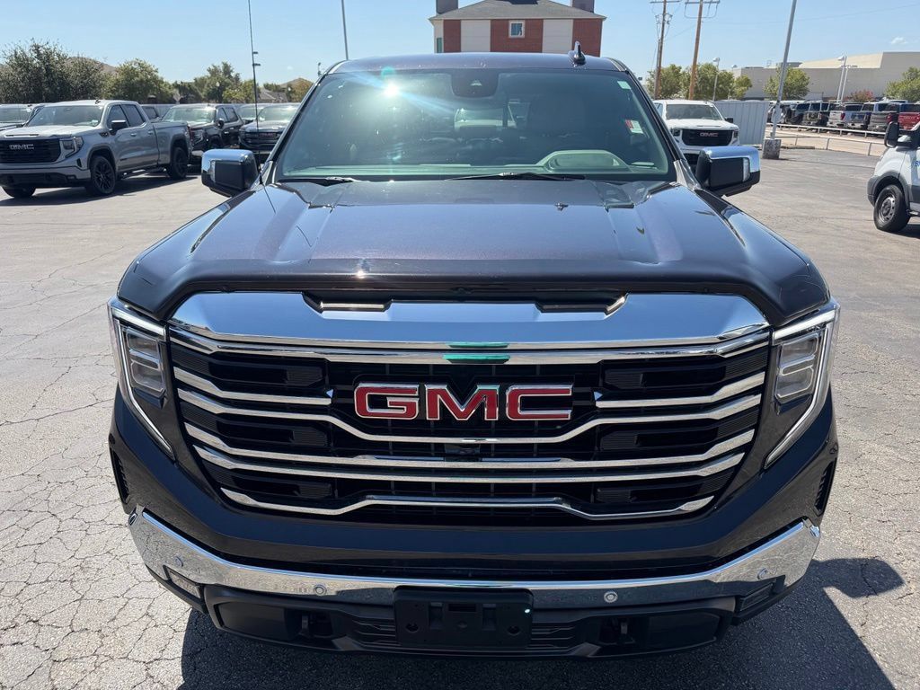 Used 2026 GMC Sierra 1500 SLT w/ SLT Premium Plus Package AWD/4WD image 9