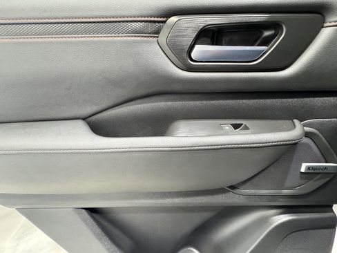 Certified 2025 Nissan Armada PRO-4X image 22