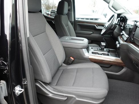 Used 2022 GMC Sierra 1500 Elevation image 37