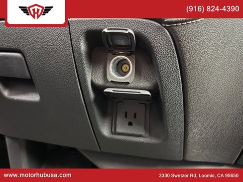 Used 2014 GMC Sierra 1500 SLT w/ SLT Preferred Package image 33