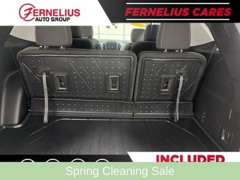 Used 2021 Chevrolet Traverse LT FWD image 20