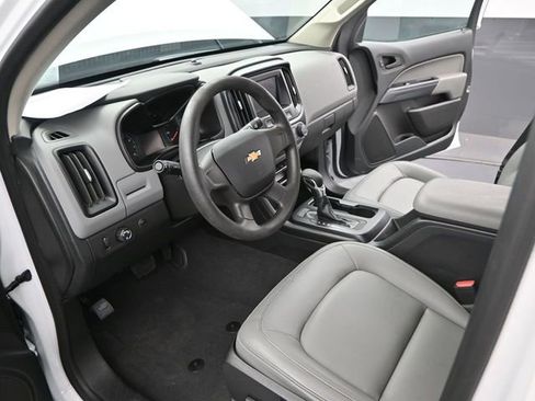 Used 2022 Chevrolet Colorado W/T image 6