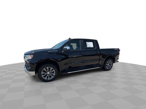 Certified 2023 Chevrolet Silverado 1500 LT w/ Protection Package AWD/4WD image 4