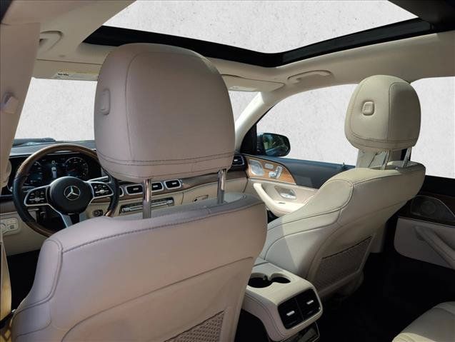Used 2021 Mercedes-Benz GLS 450 4MATIC image 17