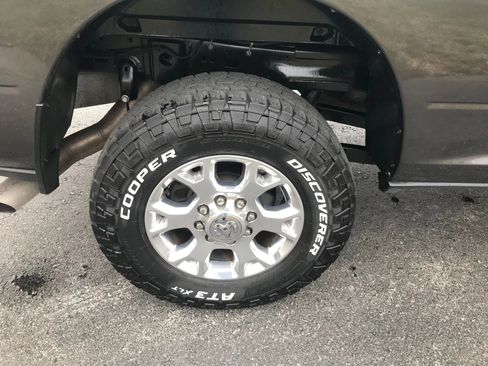 Used 2024 RAM 2500 Laramie image 47