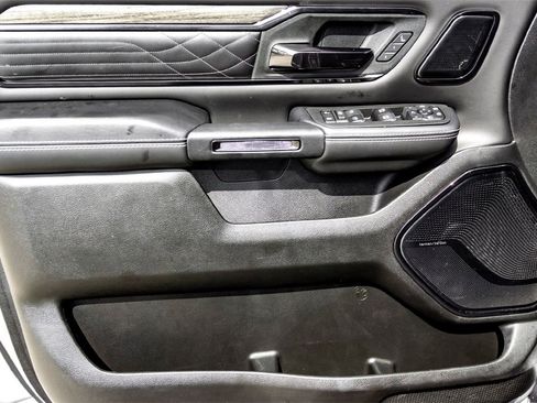 Used 2025 RAM 1500 Limited w/ Trailer Tow Group image 10