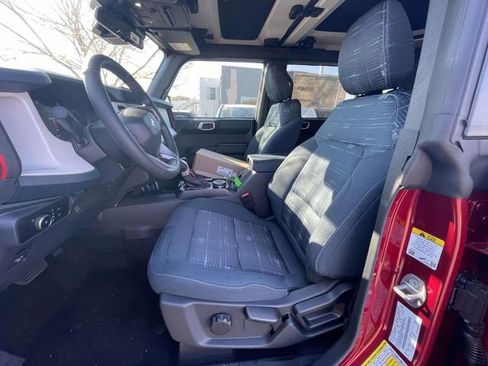 New 2025 Ford Bronco Heritage Edition image 9