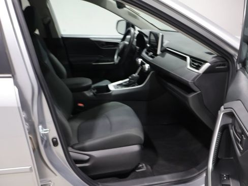 Used 2023 Toyota RAV4 LE AWD/4WD image 21