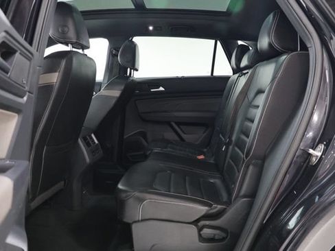 Used 2021 Volkswagen Atlas Cross Sport SEL Premium R-Line AWD/4WD image 32