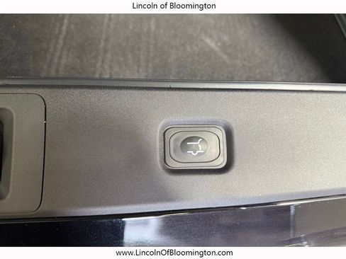 Used 2025 Lincoln Navigator Black Label AWD/4WD image 63